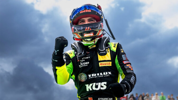 Milli yarış pilotu Ayhancan Güven, zafer için piste çıkıyor