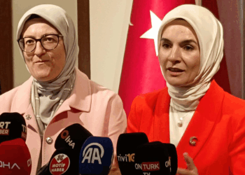 Aileyi merkeze alan politikaları güçlendiriyoruz