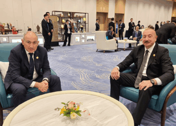 Aliyev ve Paşinyan, Çin’de bir araya geldi