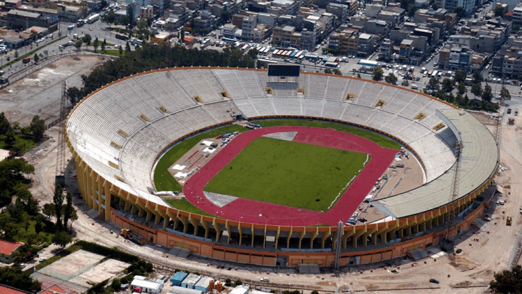 Alsancak Stadı bakıma giriyor, Karşıyaka ve Altay'ın rotası Atatürk Stadı