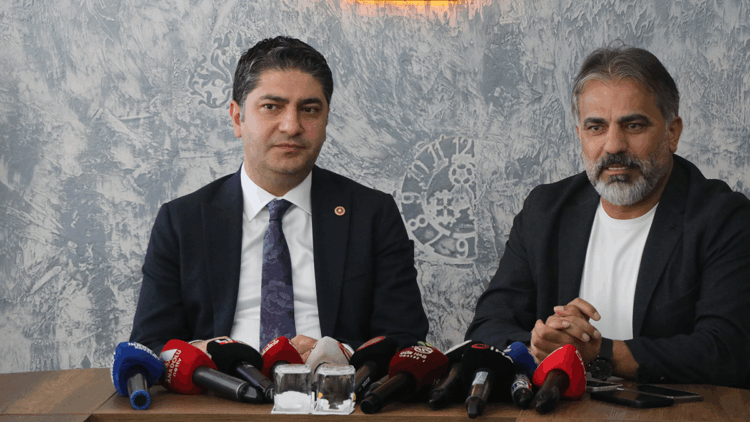 Anayasa'nın ilk 4 maddesi kırmızı çizgimizdir