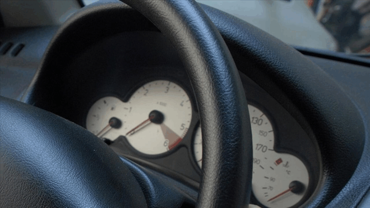 Aracın kilometresini düşük gösteren galerinin yetki belgesi iptal edildi