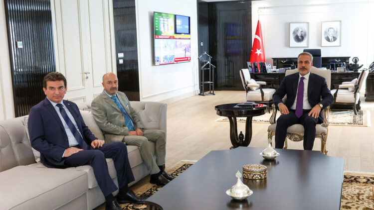 Hakan Fidan OYAK Yönetim Kurulu Başkanını kabul etti