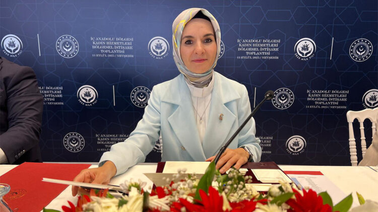 Kadına yönelik şiddetle mücadelede çok güçlü bir yasal altyapıya sahibiz