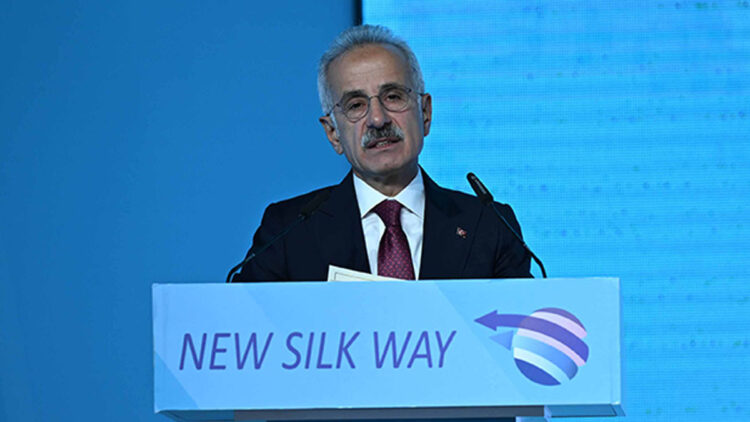 İstanbul Kuzey Demiryolu Geçişi Projesi’ni ihaleye çıkarmayı hedefliyoruz