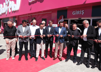 BabyMall'in 11'inci mağazası Adana'da açıldı