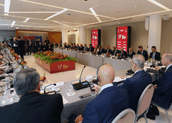 Bakan Bayraktar New York'ta 'enerji' alanında görüşmeler