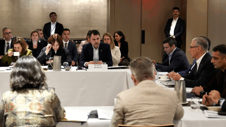 Bakan Kurum, New York’ta üçlü toplantı düzenledi