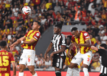 Beşiktaş, Göztepe'ye 3-0 mağlup oldu