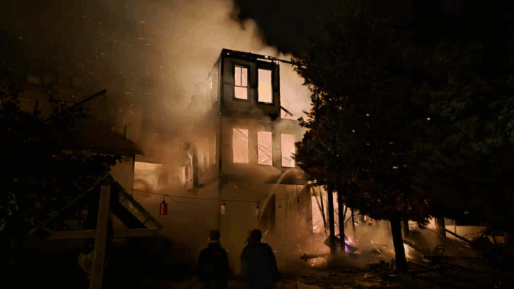 Bolu'da tarihi Keyvanlar Konağı yandı