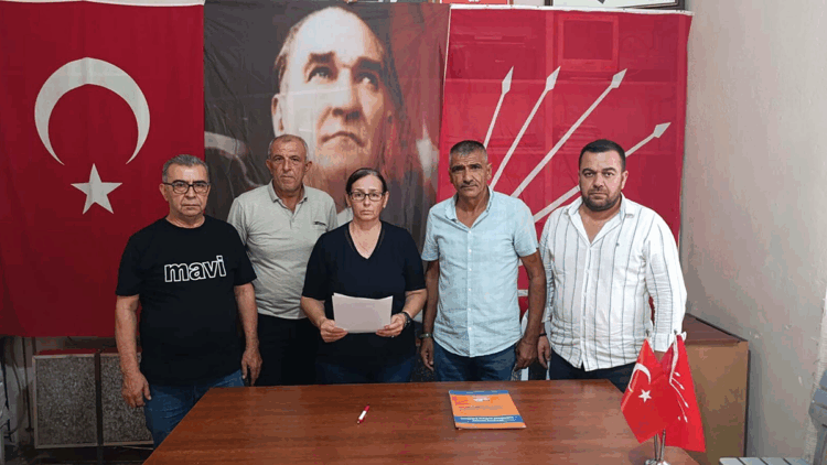 CHP Yenipazar ilçe Başkanı ve yönetimi istifa etti