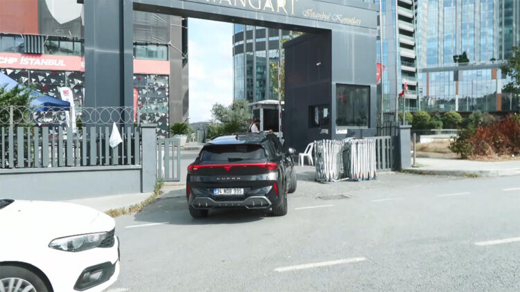 Gürsel Tekin Sarıyer'deki binada görüşmeler yapacak