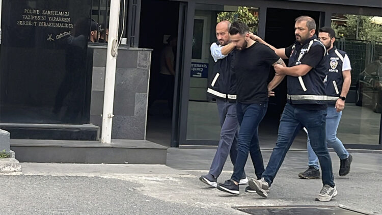 babaya çocuklarının gözü önünde tokat atan cip sürücüsü tutuklandı