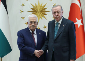 Cumhurbaşkanı Erdoğan Filistin Devlet Başkanı Mahmud Abbas ile görüştü