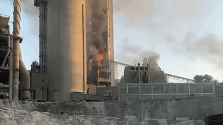 Çimento fabrikasında çıkan yangın, söndürüldü