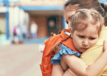 Çocuklarda okul kaygısı: Ne zaman normaldir, ne naman profesyonel destek gerekir?