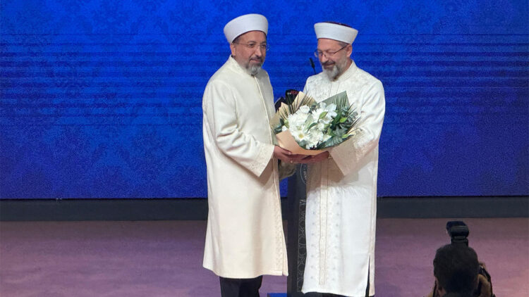 Safi Arpaguş görevi Ali Erbaş'dan devraldı