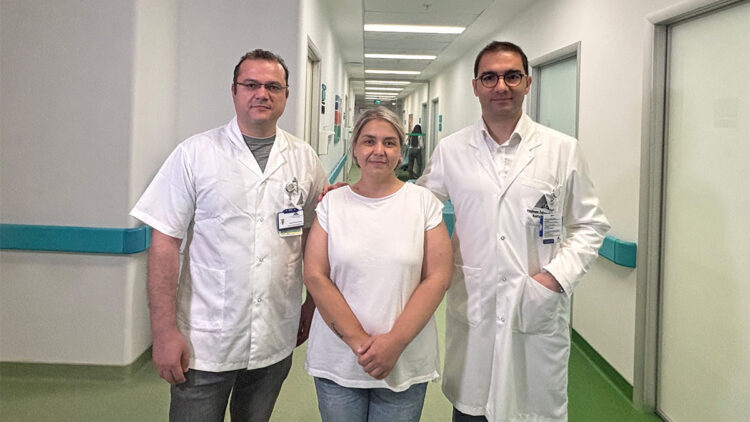 Eşinin verdiği anlamlı doğum günü hediyesiyle hayata tutundu