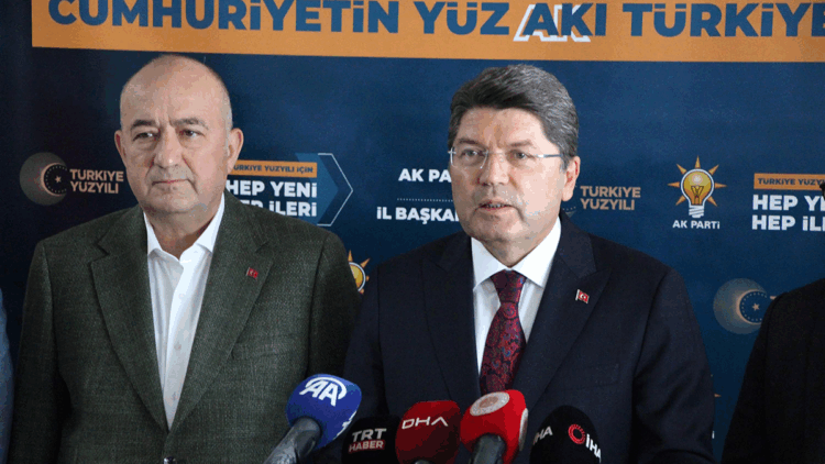 Darbe anayasasının değişmesi lazım