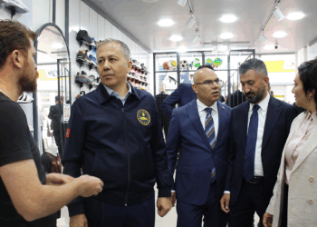 Demokrasi sokakta değil, sandıkta güçlenir