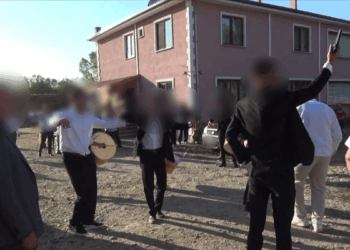 Düğünde havaya ateş açıldı; 1 yaralı, 8 gözaltı
