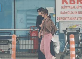 Düğünde tavuklu pilav yiyen 21 kişi, zehirlenme şüphesiyle hastaneye başvurdu