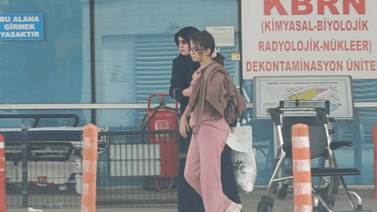 Düğünde tavuklu pilav yiyen 21 kişi, zehirlenme şüphesiyle hastaneye başvurdu