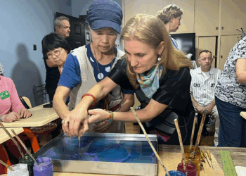 Ebru sanatıyla renklenen Türk-Japon dostluğu