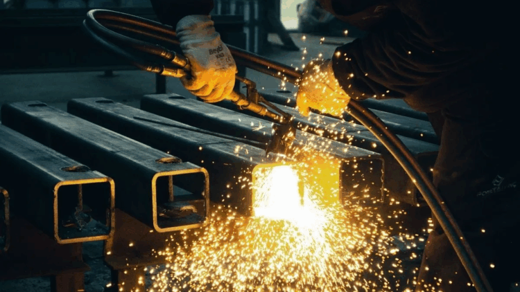 Ekonomide toplam arzın yüzde 81,1'ini sanayi üretimi oluşturdu