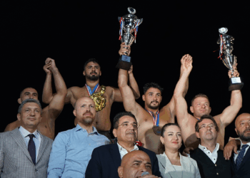 Elmalı’da başpehlivan Enes Doğan