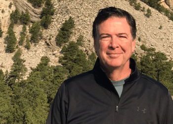 Eski FBI Direktörü James Comey hakkında dava açıldı