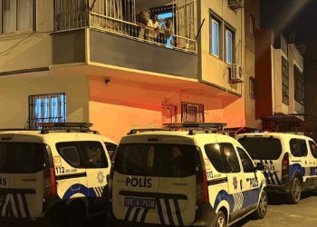 'Evi cinler sardı' diyerek 5 yaşındaki oğlunun boğazını kesti!