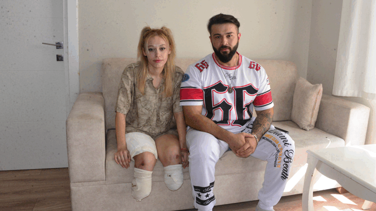 Evlilik yıl dönümünde bacaklarını kaybetti