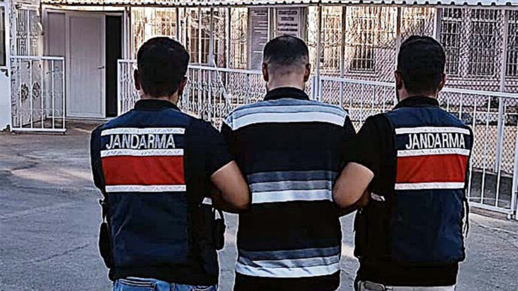 Gaziantep'te DEAŞ operasyonuna 2 tutuklama