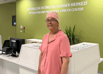 Genetik test ve erken teşhisle kanseri yendi
