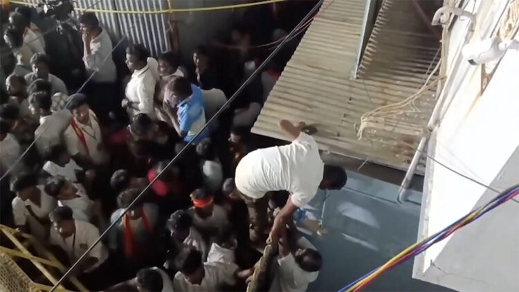 Mitingde çıkan izdihamda 38 kişi hayatını kaybetti