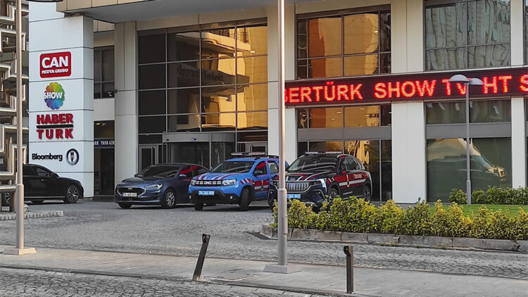 Habertürk ve Show TV'ye el konuldu