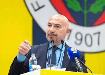 Hakan Bilal Kutlualp, Fenerbahçe başkan adaylığından çekildi
