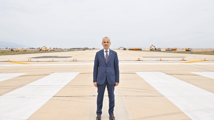 Hatay Havalimanı'nda uçuşlar yeniden başladı