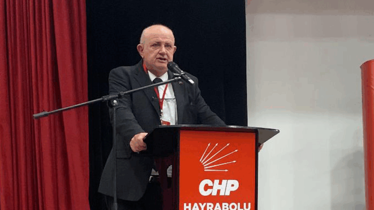 Hayrabolu Belediye Başkanı Tuncer Başoğlu, CHP'den istifa etti