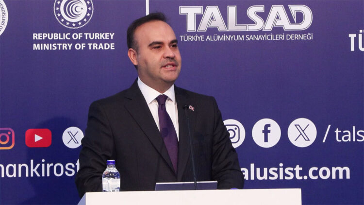 Küresel şoklara rağmen ihracatımız yüzde 7,7 arttı