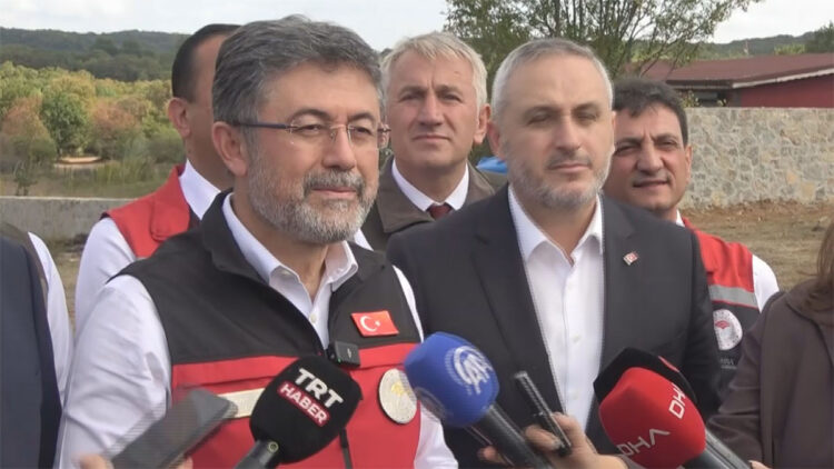 Vatandaşımızın hayatına direkt etki eden bütün konularda gece gündüz sahadayız