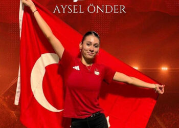 Aysel Önder Dünya Şampiyonası'nda rekorla zirveye çıktı