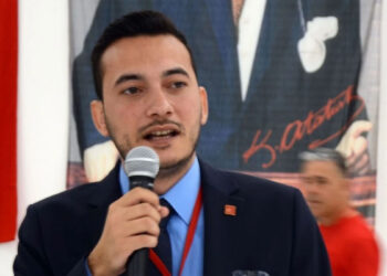 CHP Serik'te, İbrahim Turhat başkan seçildi