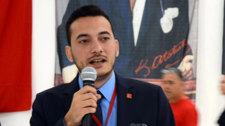 CHP Serik'te, İbrahim Turhat başkan seçildi