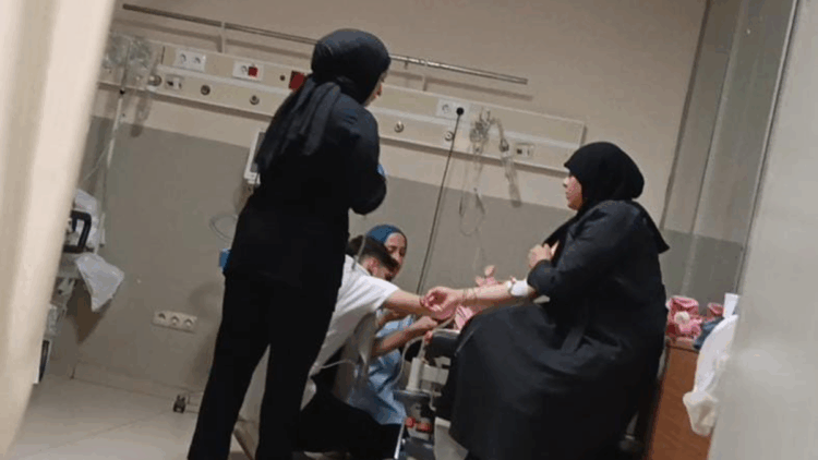 İkram edilen bisküviden zehirlenen Suriyeli 13 kişi hastaneye kaldırıldı