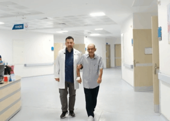 İneğin teptiği çiftçi, yelken göğüs ameliyatıyla sağlığına kavuştu