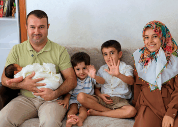 İspanya’dan Türkiye’ye getirilen 'altın kan' anne ve bebeğini hayata bağladı