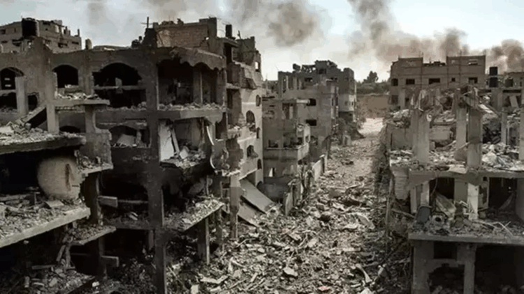 İsrail, Gazze'de son 4 günde UNRWA'ya ait 10 binayı vurdu