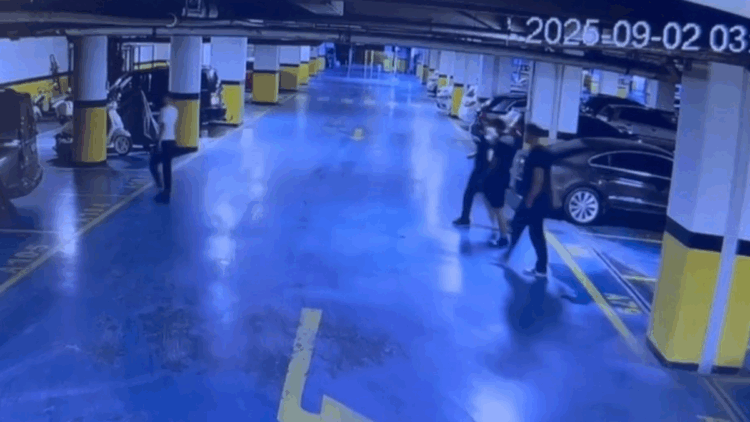 İzmir'den İstanbul'a kaçırılan iş insanı Bağcılar'da kurtarıldı; 5 gözaltı